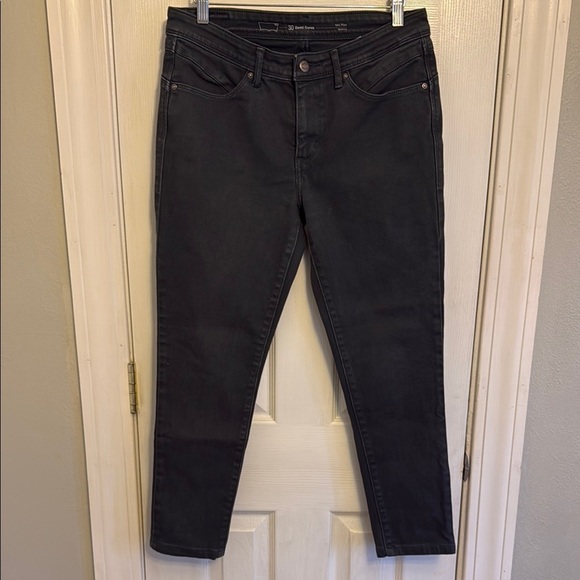 Levi's 30 Demi Curve Mid Rise Skinny - Picture 1 of 8
